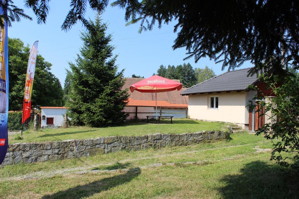 Hotel U Certa Čerčany Zewnętrze zdjęcie